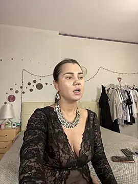 Snapshot of MiraMiss chatting on 6, 2, 2025 MiraMiss online show from 6, 2, 2025