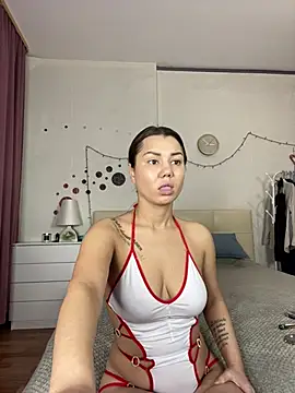 Snapshot of MiraMiss chatting on 16, 2, 2025 MiraMiss online show from 16, 2, 2025