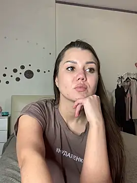 Snapshot of MiraMiss chatting on 28, 2, 2025 MiraMiss online show from 28, 2, 2025