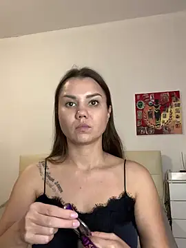 Snapshot of MiraMiss chatting on 21, 9, 2025 MiraMiss online show from 21, 9, 2025