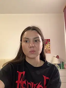 Snapshot of MiraMiss chatting on 14, 10, 2025 MiraMiss online show from 14, 10, 2025