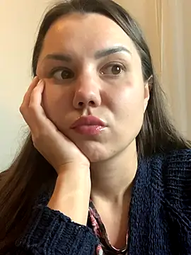 Snapshot of MiraMiss chatting on 2, 11, 2025 MiraMiss online show from 2, 11, 2025