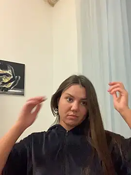 Snapshot of MiraMiss chatting on 15, 11, 2025 MiraMiss online show from 15, 11, 2025