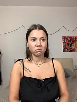 Snapshot of MiraMiss chatting on 22, 11, 2025 MiraMiss online show from 22, 11, 2025