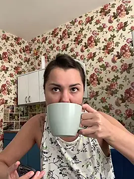 Snapshot of MiraMiss chatting on 8, 5, 2026 MiraMiss online show from 8, 5, 2026
