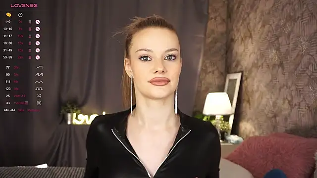 Snapshot of DorisHalsted chatting on 11, 12, 2024 DorisHalsted online show from 11, 12, 2024