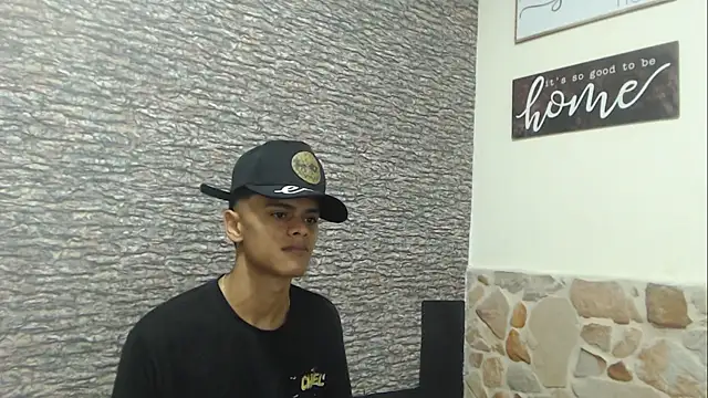 Snapshot of Billy_zander chatting on 8, 1, 2025 Billy zander online show from 8, 1, 2025