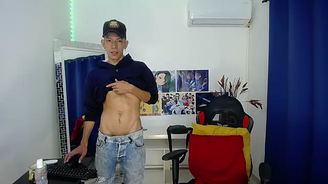 Favel Gomez7 online show from 17, 3, 2025