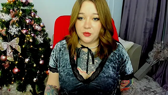 Snapshot of MoonLghte chatting on 30, 12, 2024 MoonLghte online show from 30, 12, 2024