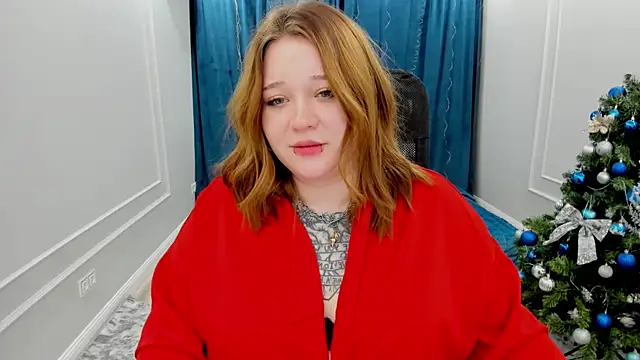 Snapshot of MoonLghte chatting on 8, 1, 2025 MoonLghte online show from 8, 1, 2025