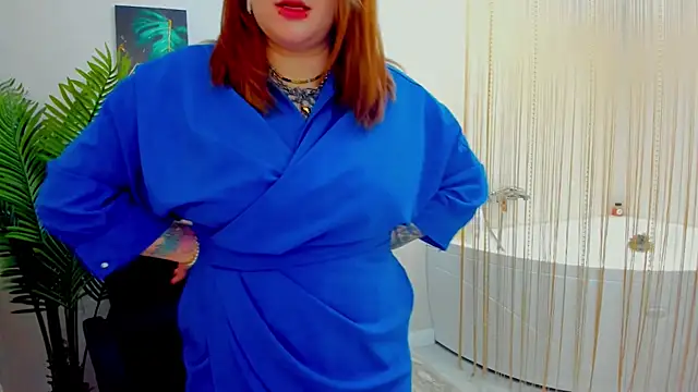 Snapshot of MoonLghte chatting on 13, 2, 2025 MoonLghte online show from 13, 2, 2025
