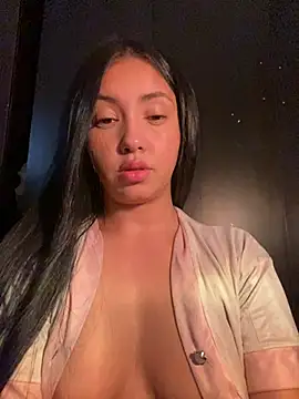 sweet kitty0110 online show from 8, 2, 2025