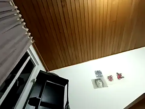 Nicky smith   online show from 2, 12, 2024