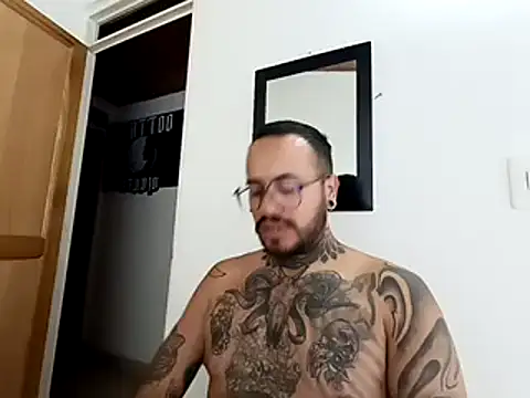 Nicky smith   online show from 6, 12, 2024