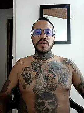 Nicky smith   online show from 10, 12, 2024