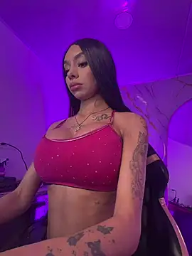 Snapshot of Tiffanny chatting on 25, 2, 2026 Tiffanny online show from 25, 2, 2026