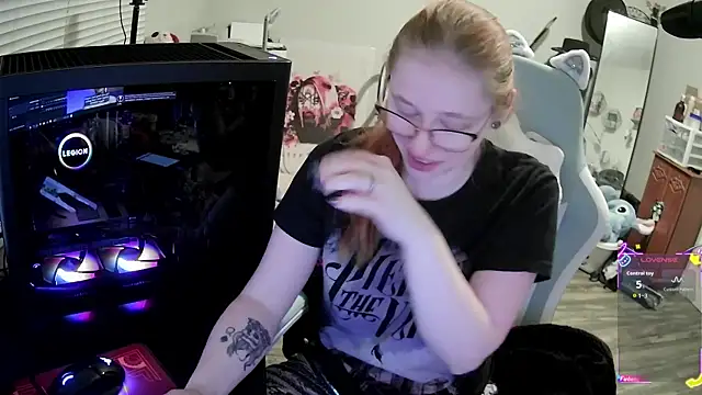 LilyFoxxx online show from 29, 11, 2025