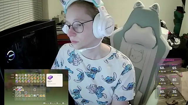 Snapshot of LilyFoxxx chatting on 31, 7, 2026 LilyFoxxx online show from 31, 7, 2026