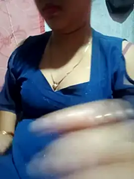 Snapshot of Super-Couple chatting on 3, 3, 2026 Super-Couple online show from 3, 3, 2026