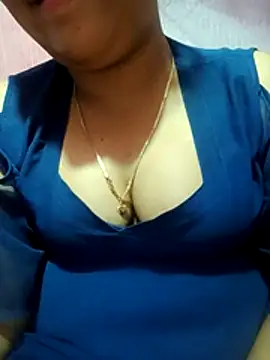 Snapshot of Super-Couple chatting on 10, 3, 2026 Super-Couple online show from 10, 3, 2026