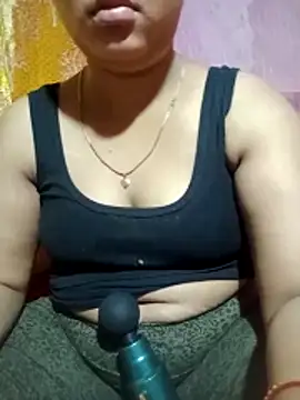 Snapshot of Super-Couple chatting on 15, 4, 2026 Super-Couple online show from 15, 4, 2026