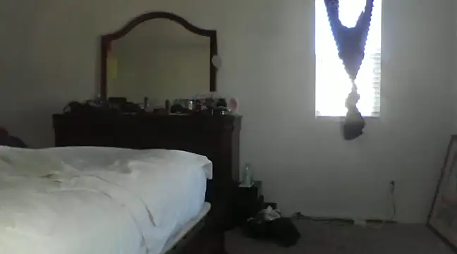 2Fly4Guy online show from 17, 12, 2024