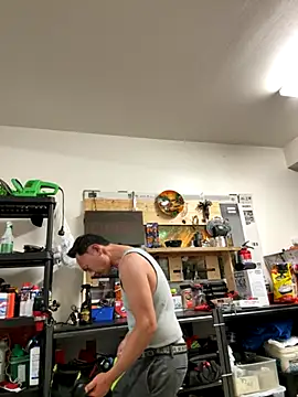 2Fly4Guy online show from 5, 10, 2025