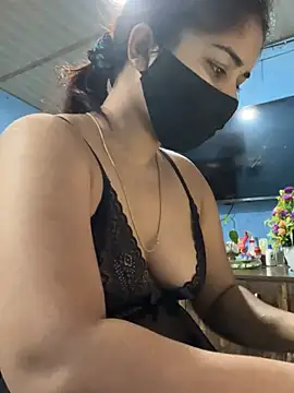 Snapshot of Black_Glow chatting on 22, 1, 2025 Black Glow online show from 22, 1, 2025