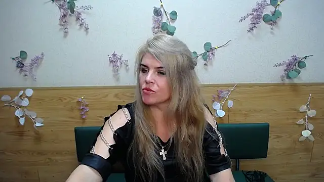 Snapshot of Julya_Barbi chatting on 17, 12, 2024 Julya Barbi online show from 17, 12, 2024