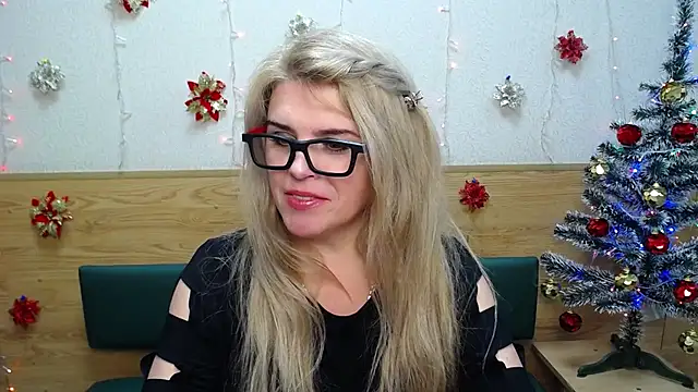 Snapshot of Julya_Barbi chatting on 20, 12, 2024 Julya Barbi online show from 20, 12, 2024