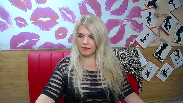 Snapshot of Julya_Barbi chatting on 26, 9, 2025 Julya Barbi online show from 26, 9, 2025