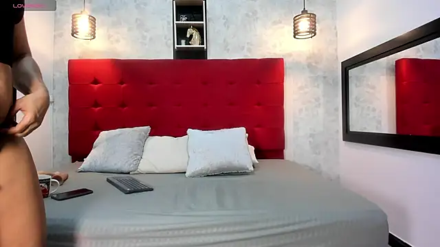Snapshot of SilvannaFit chatting on 6, 2, 2025 SilvannaFit online show from 6, 2, 2025