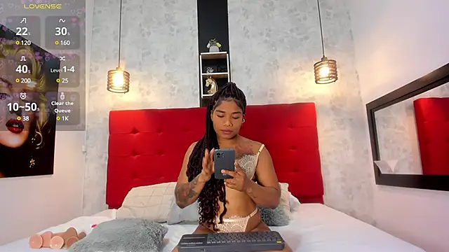 Snapshot of SilvannaFit chatting on 19, 3, 2025 SilvannaFit online show from 19, 3, 2025