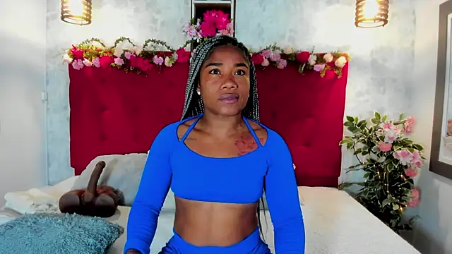Snapshot of SilvannaFit chatting on 9, 9, 2025 SilvannaFit online show from 9, 9, 2025