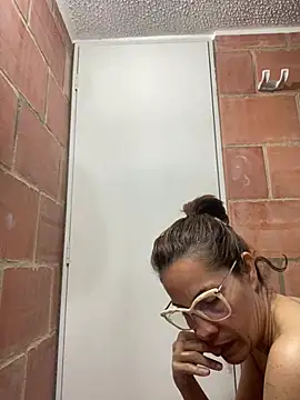 Snapshot of Goddess-Love- chatting on 3, 2, 2025 Goddess-Love- online show from 3, 2, 2025