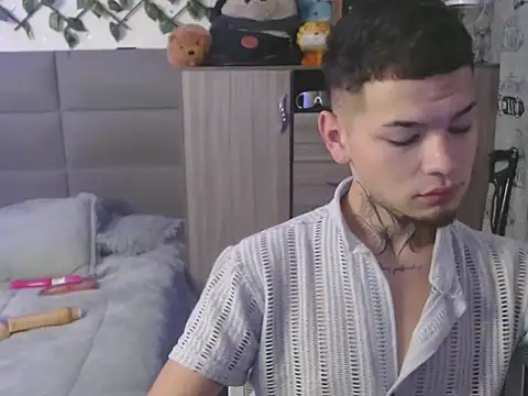 MarceloMilk online show from 4, 11, 2025