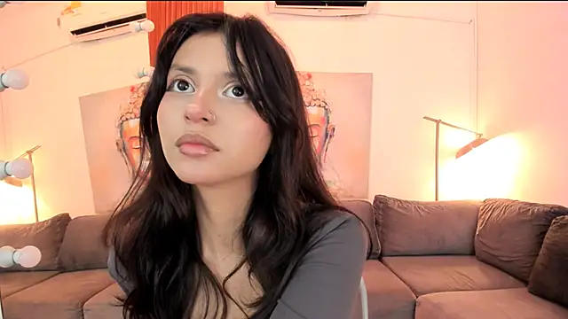 Snapshot of tamara_aluna chatting on 1, 10, 2025 tamara aluna online show from 1, 10, 2025
