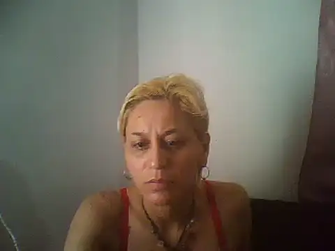 ariana crazzy online show from 4, 2, 2026