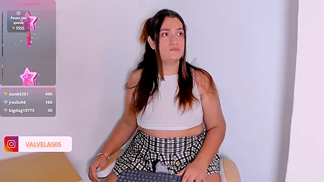 Valery Maravilla  online show from 3, 3, 2025