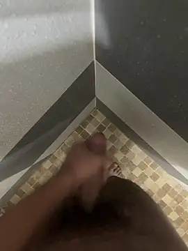 Snapshot of mylovetr1 chatting on 5, 1, 2025 mylovetr1 online show from 5, 1, 2025