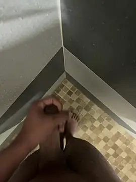 Snapshot of mylovetr1 chatting on 11, 2, 2025 mylovetr1 online show from 11, 2, 2025