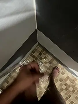 Snapshot of mylovetr1 chatting on 31, 10, 2025 mylovetr1 online show from 31, 10, 2025