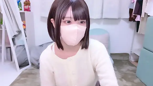 aki zzz online show from 18, 10, 2025