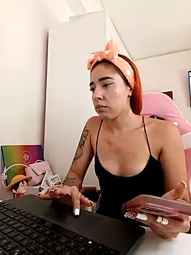 Snapshot of alexxxa69 chatting on 16, 9, 2025 alexxxa69 online show from 16, 9, 2025