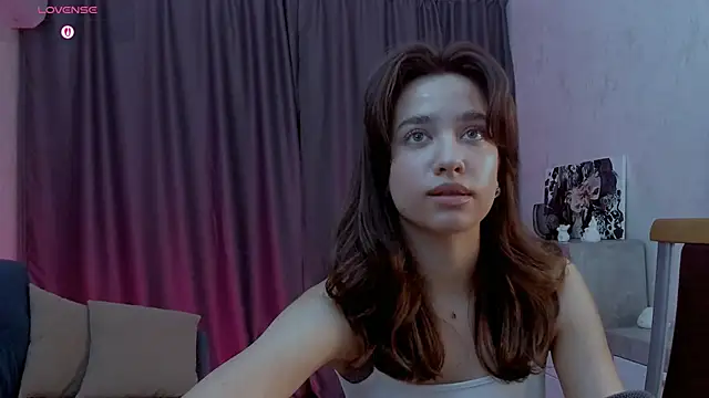 EmeliaReaper online show from 2, 11, 2025