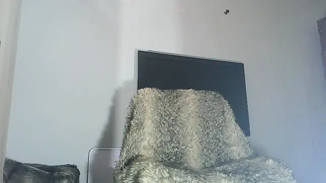 kisandgioni online show from 12, 1, 2025