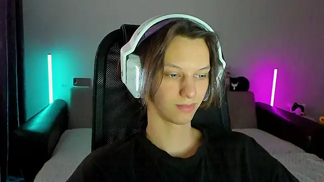 Ostin meow online show from 15, 2, 2026