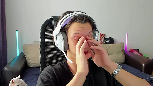 Ostin meow online show from 4, 3, 2026