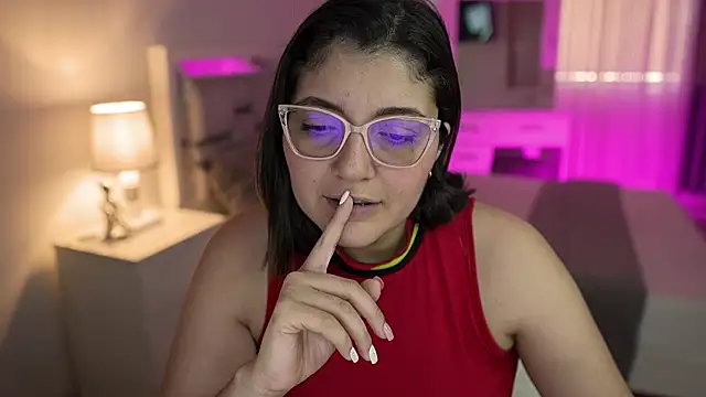 Camilaa bueno online show from 15, 12, 2024