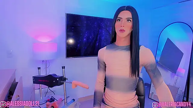 Ashley Reminton online show from 2, 12, 2024